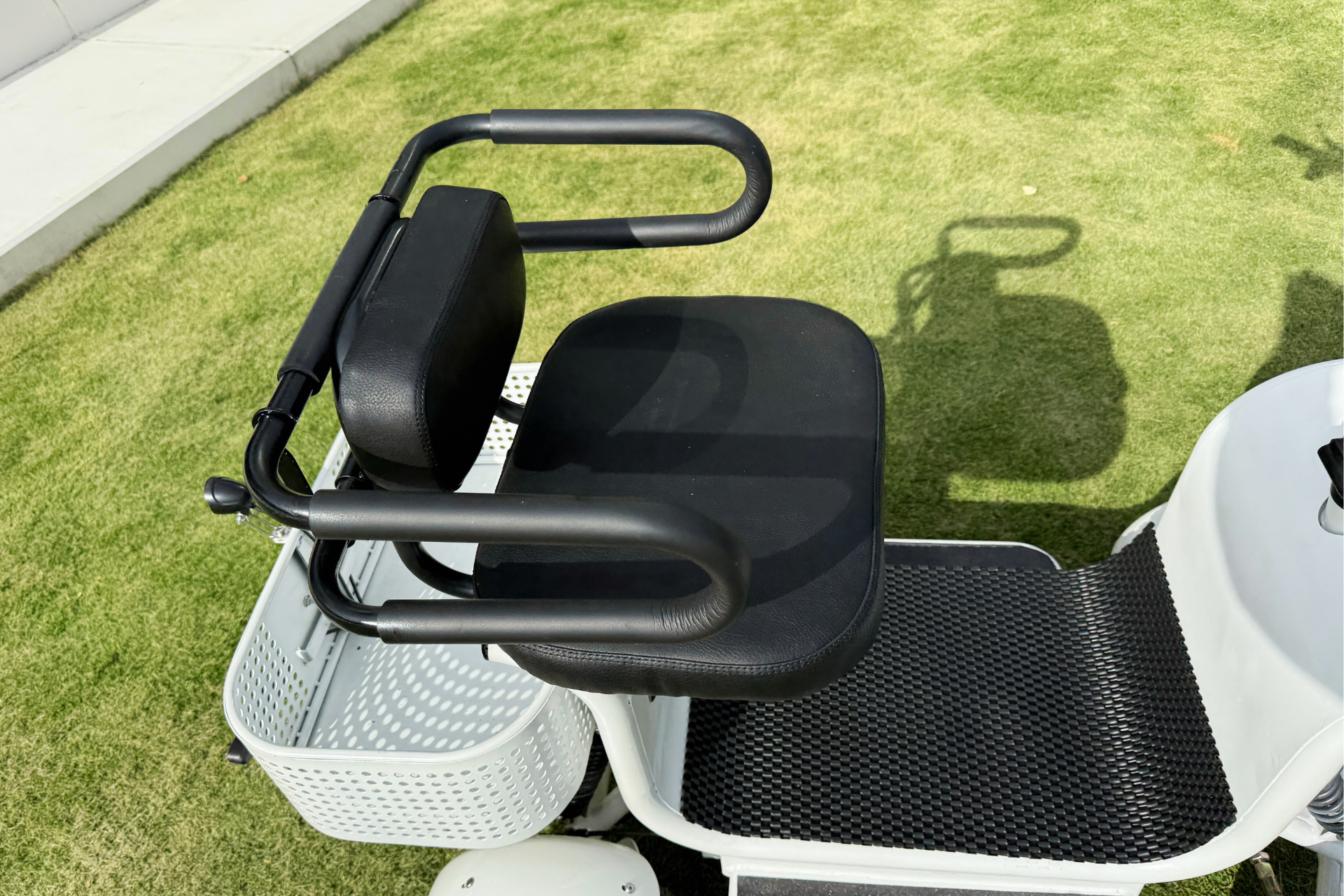 エレポーター座席周り | ELEMOs